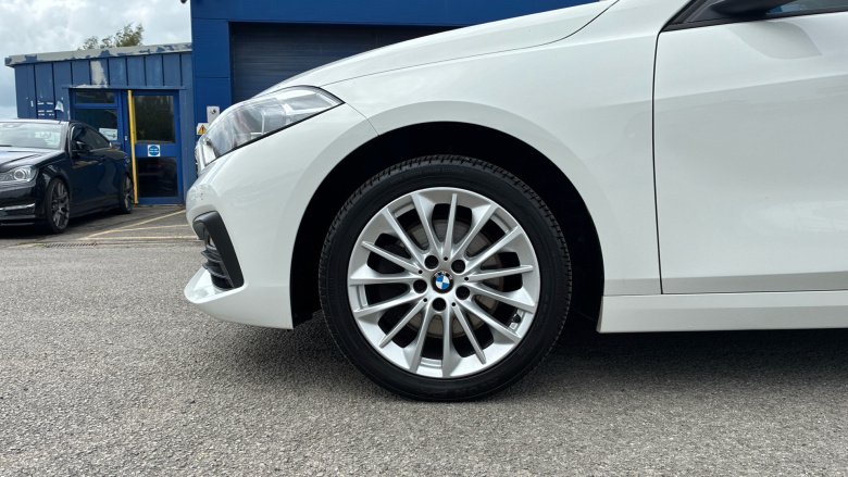 BMW 1 Series 118i SE 5dr Petrol Hatchback